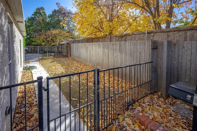 11000 Magnolia Park, Oklahoma City, OK 73120 - view of fenced backyard