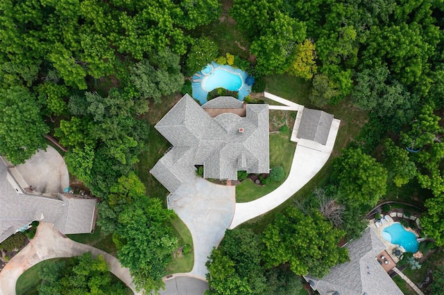 1918 Winding Ridge Rd, Edmond, OK 73034 - bird's eye view of a pool