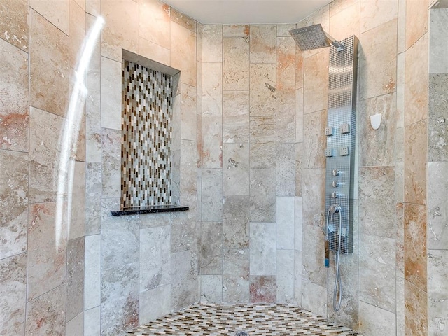 212 W Ridgewood Dr, Midwest City, OK 73130 - full bathroom featuring a tile shower