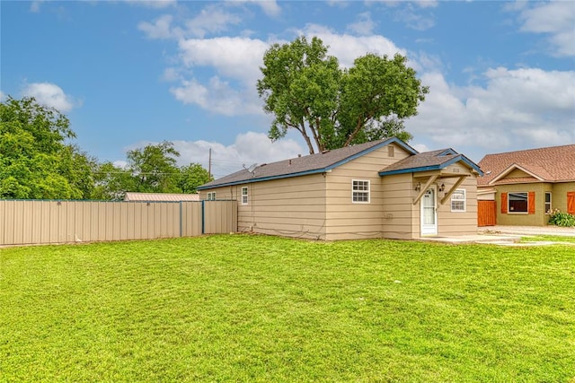 515 N Booth Ave, Elk City, OK 73644 - view of yard