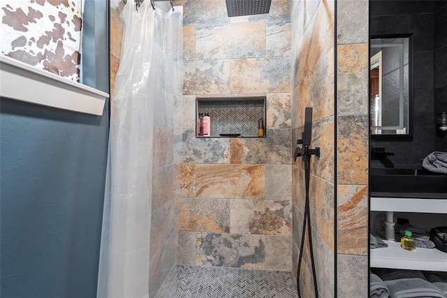 32629 S Airline Rd, Pauls Valley, OK 73075 - bathroom view of a tile shower