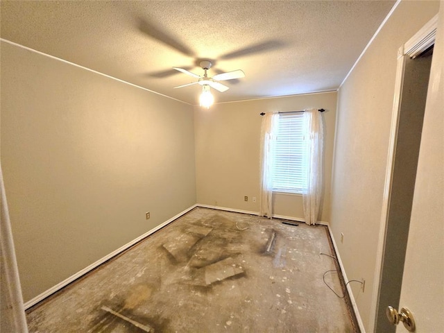3512 Tiffany Dr, Moore, OK 73160 - unfurnished room with a textured ceiling and ceiling fan