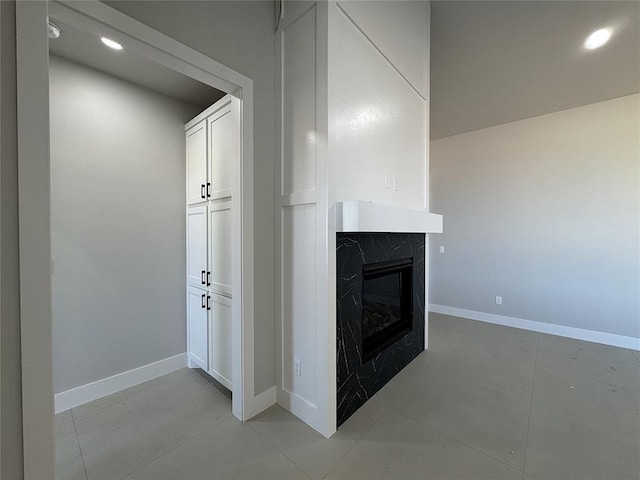 7217 NW 154th St, Edmond, OK 73013 - detailed view of a premium fireplace, baseboards, and recessed lighting