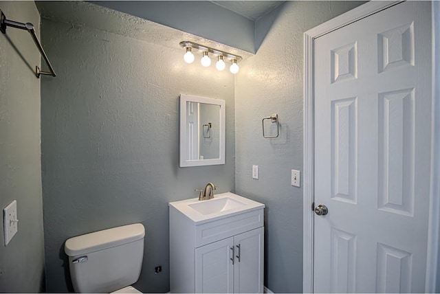 400 Timberwind Rd, Edmond, OK 73034 - half bathroom with toilet and vanity