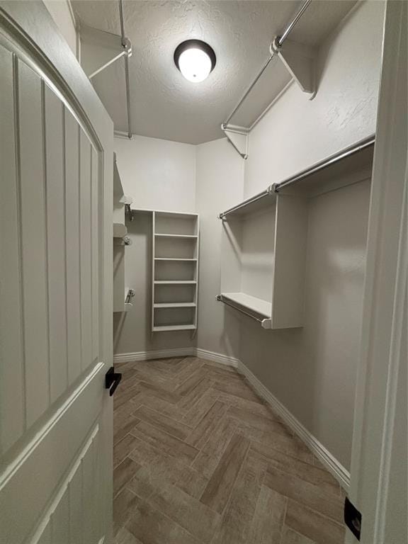 2921 Summit Crossing Pkwy, Norman, OK 73071 - view of walk in closet