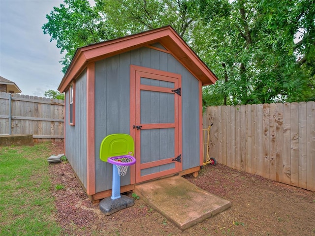 2120 NE 4th St, Moore, OK 73160 - view of shed featuring a fenced backyard