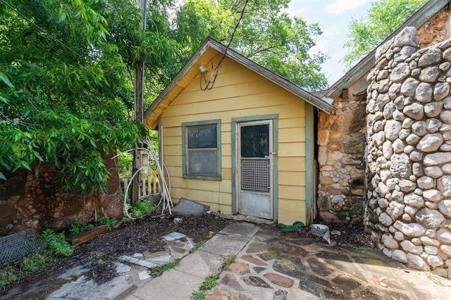 624 N Wentz St, Guthrie, OK 73044 - view of outbuilding