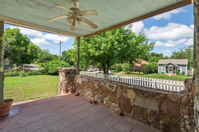 624 N Wentz St, Guthrie, OK 73044 - view of patio / terrace with ceiling fan