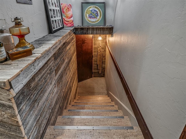 19401 N Peebly Rd, Luther, OK 73054 - view of staircase