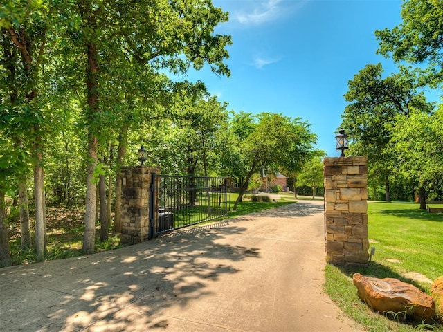 19401 N Peebly Rd, Luther, OK 73054 - gate with a yard
