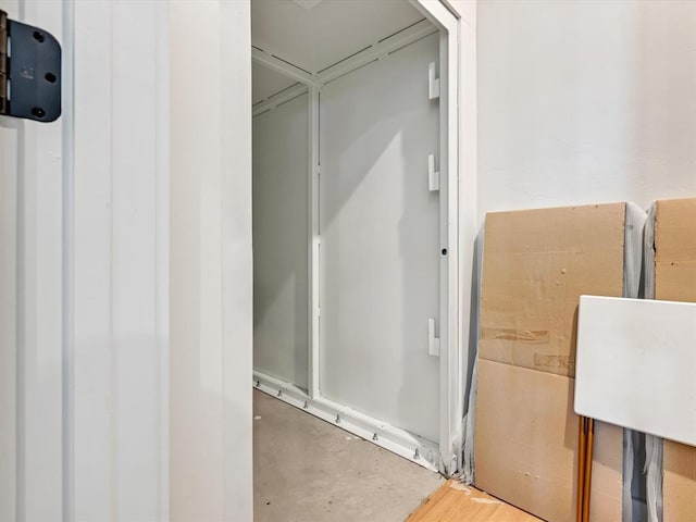 4315 Dusty Trl, Norman, OK 73072 - bathroom with concrete floors