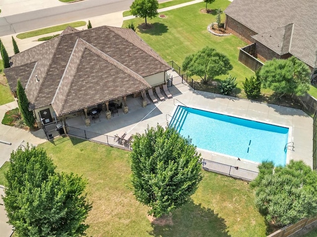 4315 Dusty Trl, Norman, OK 73072 - view from above of property featuring a pool