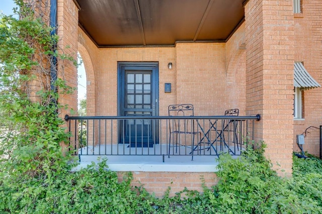 1502 NW 39th St, Oklahoma City, OK 73118 - view of exterior entry with brick siding
