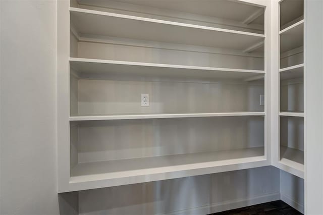 10412 SW 49th St, Mustang, OK 73064 - view of pantry