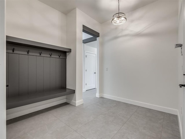 1116 Gateway Bridge Rd, Edmond, OK 73034 - mudroom featuring baseboards