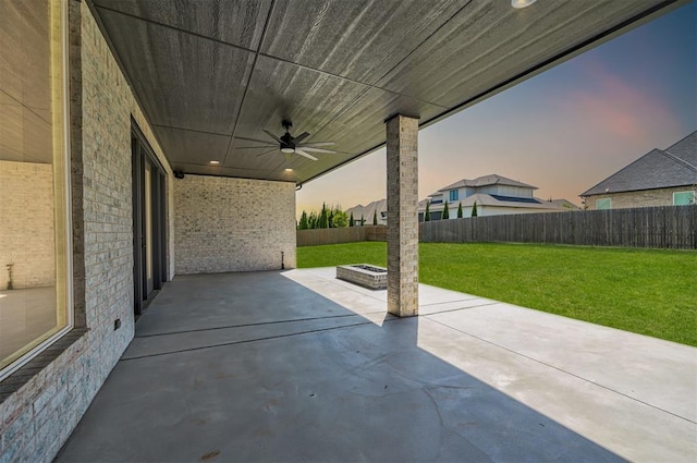 1116 Gateway Bridge Rd, Edmond, OK 73034 - view of patio featuring an outdoor fire pit and a ceiling fan