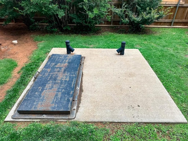 1913 Linwood St, Weatherford, OK 73096 - entry to storm shelter