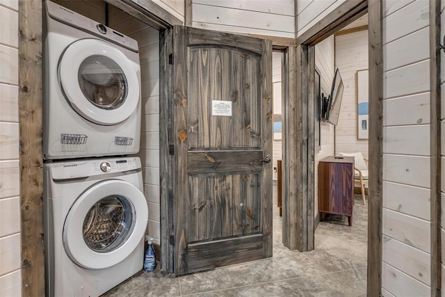 166 Morning Berry Trl, Broken Bow, OK 74728 - laundry area featuring estacked washer and dryer