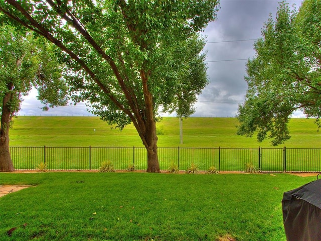 5608 NW 103rd St, Oklahoma City, OK 73162 - view of yard with a view of countryside