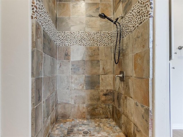 5608 NW 103rd St, Oklahoma City, OK 73162 - bathroom with a tile shower