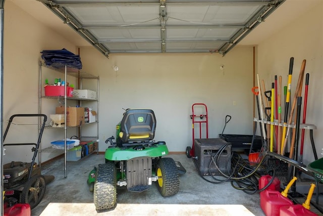 1811 N Bryan St, Shawnee, OK 74804 - view of garage