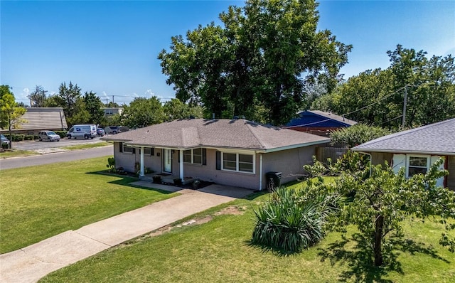840 NW 14th St, Moore, OK 73160 - view of front of property with a front yard