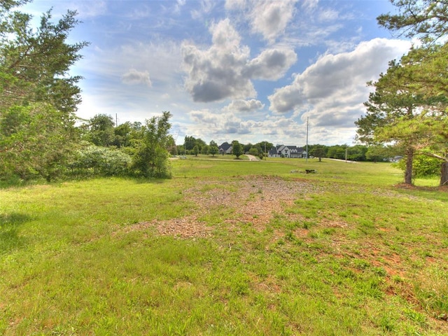 4900 S Post Rd, Oklahoma City, OK 73150 - view of green lawn with a view of countryside