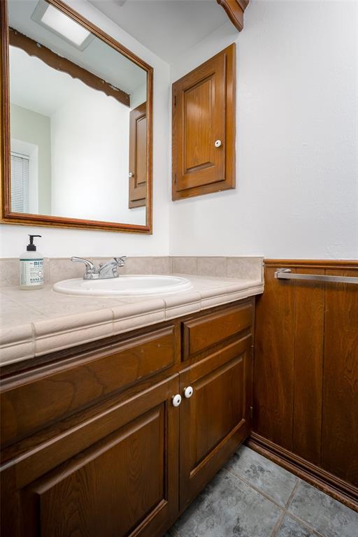 13229 Cedar Springs Rd, Oklahoma City, OK 73120 - photo 33