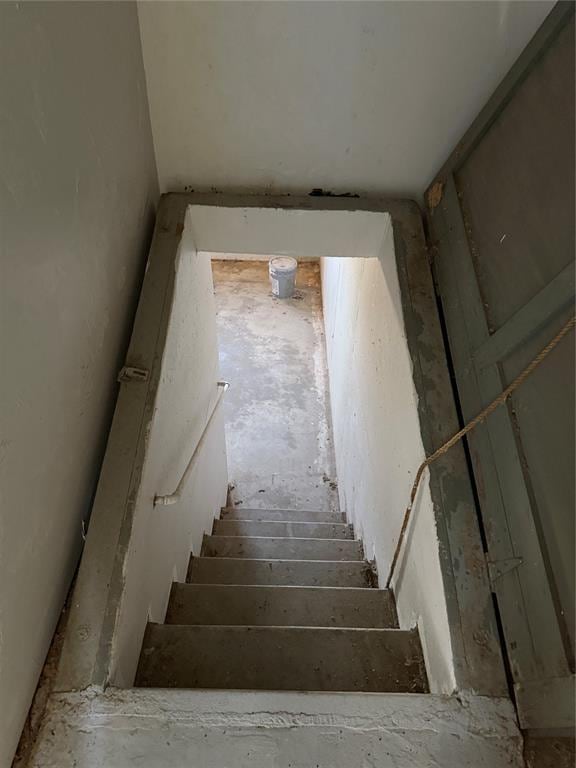 134 Wood St, Fort Cobb, OK 73038 - view of stairway