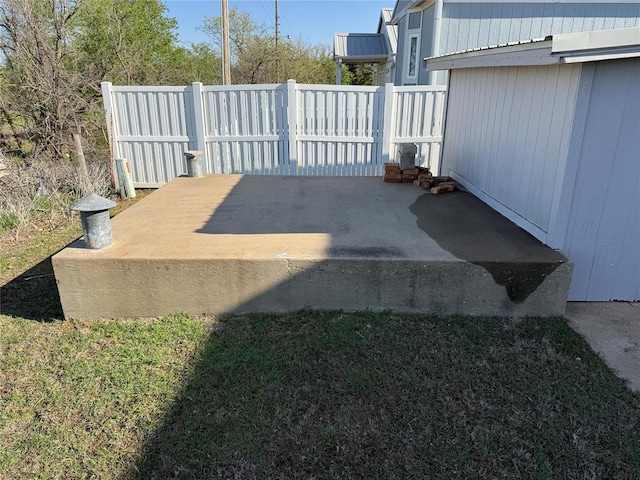 134 Wood St, Fort Cobb, OK 73038 - view of patio