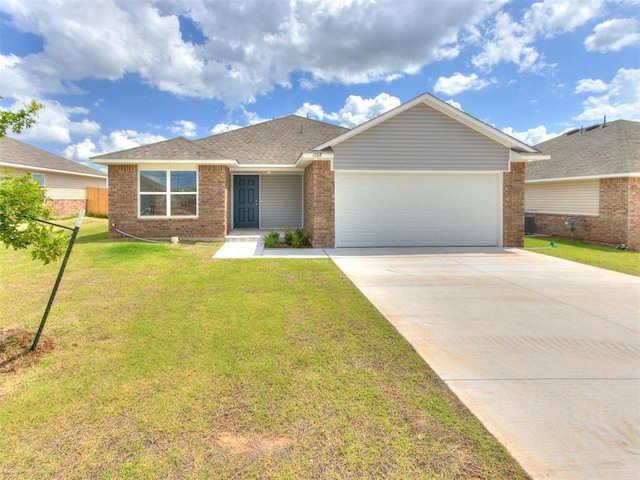 1208 E Stetson Ln, Mustang, OK 73064 - photo 1