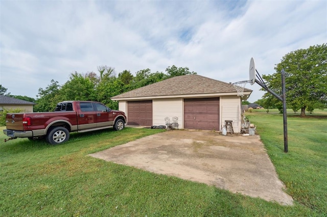 106 Dee Dee Dr, Shawnee, OK 74804 - view of detached garage