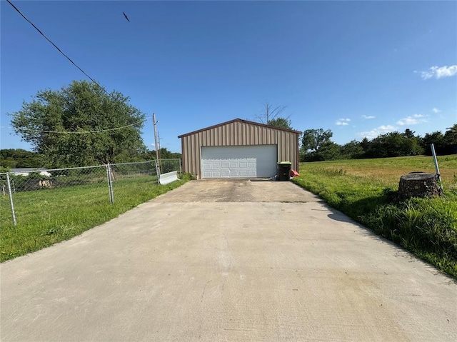 1304 W Walnut St, Tecumseh, OK 74873 - view of detached garage