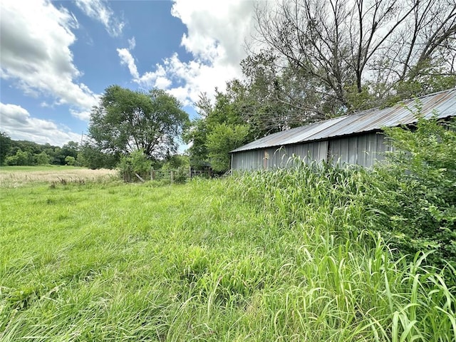 1304 W Walnut St, Tecumseh, OK 74873 - view of yard