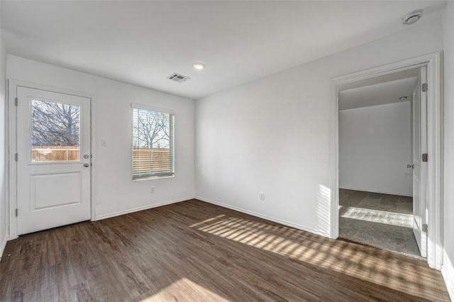 3717 Palmetto Bluff Dr, Mustang, OK 73064 - foyer featuring wood finished floors and baseboards