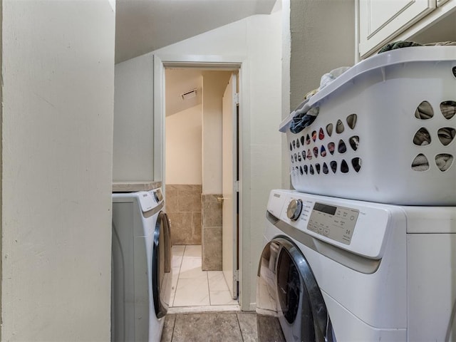 2133 SW 46th St, Oklahoma City, OK 73119 - washroom with washing machine and dryer