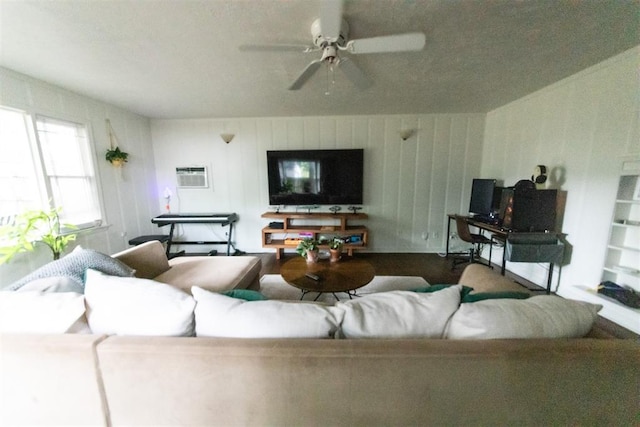 2616 NW 33rd St, Oklahoma City, OK 73112 - living area with ceiling fan and an AC wall unit