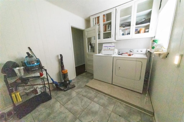 2616 NW 33rd St, Oklahoma City, OK 73112 - laundry room with independent washer and dryer