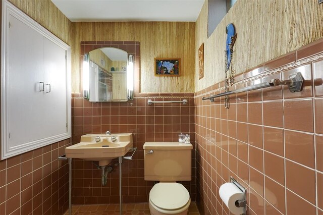 840 NW 42nd St, Oklahoma City, OK 73118 - photo 41