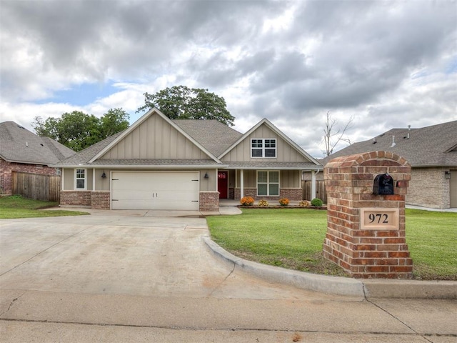 972 Tim Holt Dr, Harrah, OK 73045 - photo 1