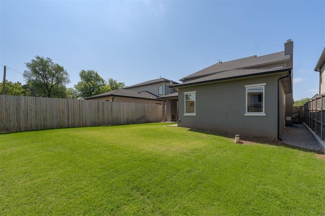 907 NW 44th St, Oklahoma City, OK 73118 - view of yard