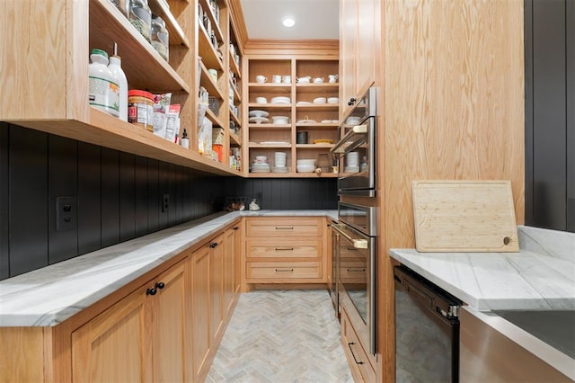16000 N Hogback Rd, Luther, OK 73054 - view of pantry