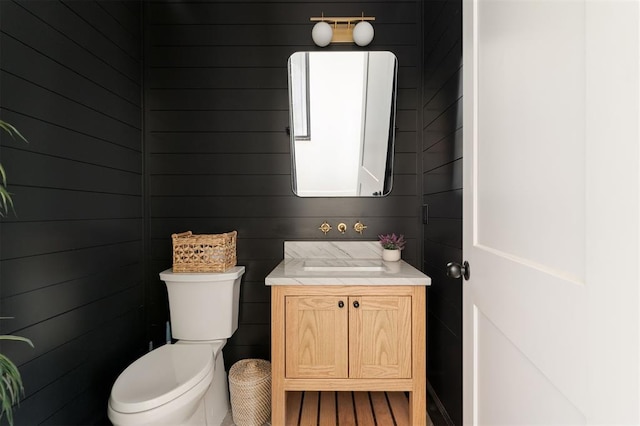 16000 N Hogback Rd, Luther, OK 73054 - bathroom with vanity and toilet