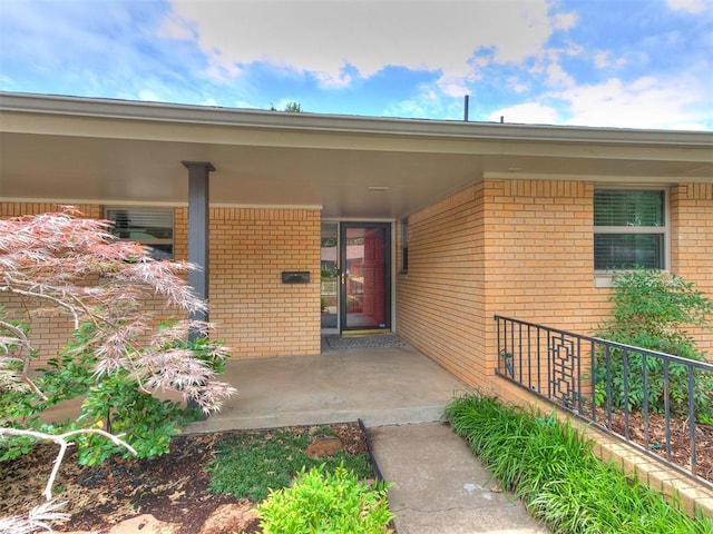 203 N Sherry Ave, Norman, OK 73069 - entrance to property featuring brick siding