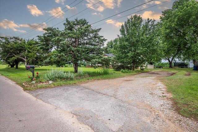 2401 Davis Rd, Guthrie, OK 73044 - view of dirt / gravel road