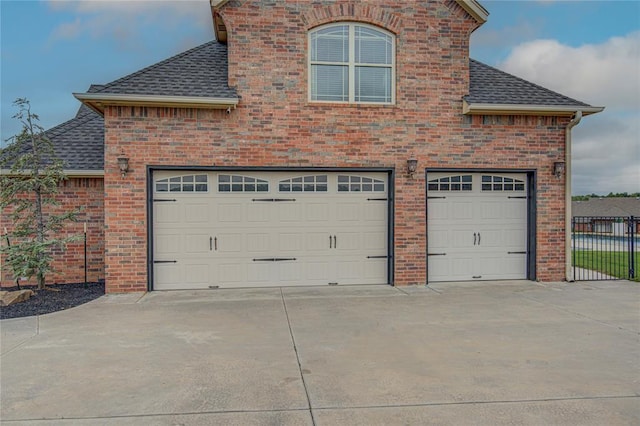 14220 SE 76th Pl, Oklahoma City, OK 73150 - garage featuring driveway