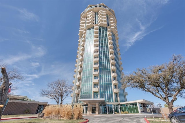 5900 Mosteller Dr Unit 73, Oklahoma City, OK 73112 - photo 17