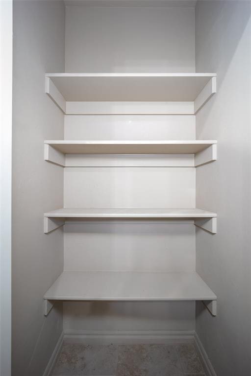 7521 Prairie Twyne Dr, Yukon, OK 73099 - view of closet
