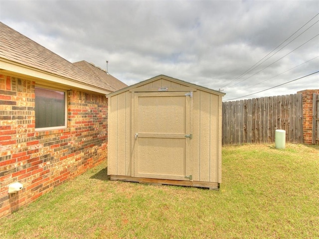 11728 SW 15th Ter, Yukon, OK 73099 - view of shed