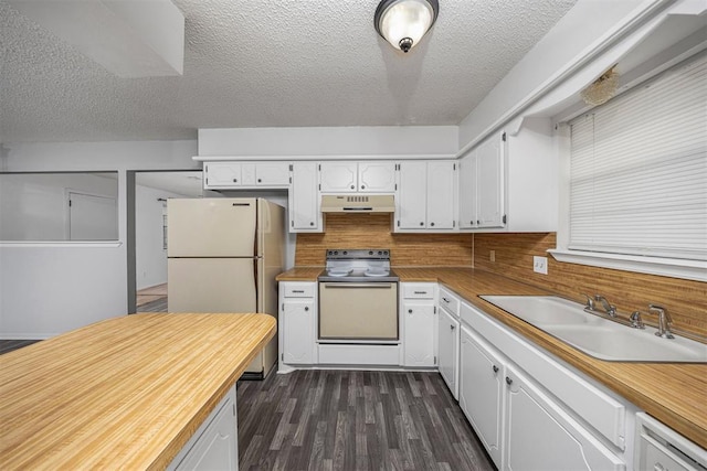 7506 NW Welco Ave, Lawton, OK 73505 - kitchen featuring under cabinet range hood, white appliances, a sink, a textured ceiling, and white cabinetry